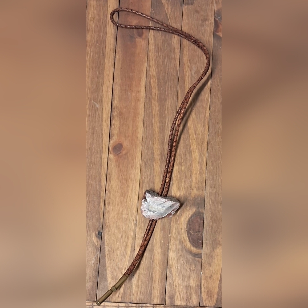 Agate Bolo Tie